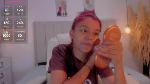 Snapshot of gimenalara chatting on January 2026 12:07:02 PM Gimena online show from January 2026 12:07:02 PM