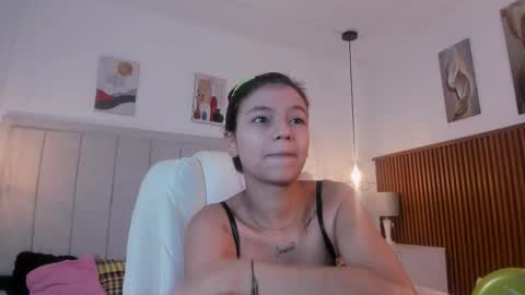 Snapshot of gimenalara chatting on March 2026 12:21:02 PM Gimena online show from March 2026 12:21:02 PM