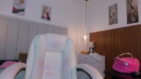 Snapshot of gimenalara chatting on March 2026 12:05:01 PM Gimena online show from March 2026 12:05:01 PM