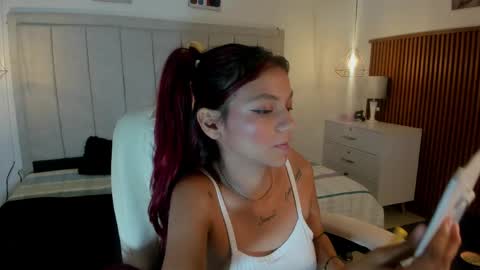 Snapshot of gimenalara chatting on April 2026 12:05:02 PM Gimena online show from April 2026 12:05:02 PM