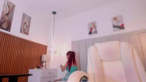 Snapshot of gimenalara chatting on April 2026 12:34:02 PM Gimena online show from April 2026 12:34:02 PM