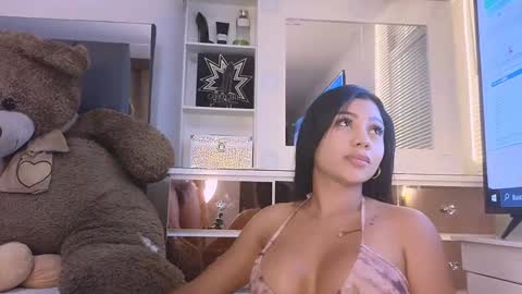 O GINA AND AKEMI    online show from December 2024 04:26:02 AM