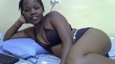 Adiliah online show from February 2026 12:00:02 AM