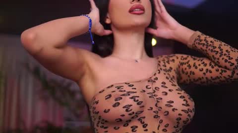 Gina online show from January 2026 07:48:02 PM