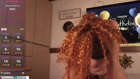 Snapshot of ginebra_nova chatting on December 2024 07:18:01 AM Ginebra Nova online show from December 2024 07:18:01 AM