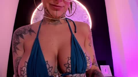 Ginebra online show from February 2025 06:05:01 PM