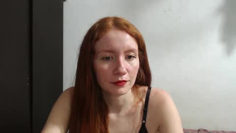 Snapshot of ginger_giirl chatting on December 2024 08:00:01 AM Ginger online show from December 2024 08:00:01 AM