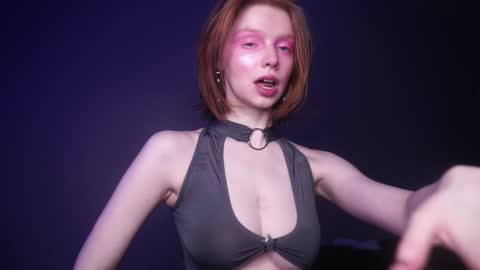 Snapshot of ginger_hugs chatting on February 2025 10:08:02 PM im expecting 350 thumbs up on my altar online show from February 2025 10:08:02 PM