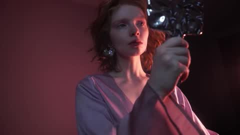 Snapshot of ginger_hugs chatting on October 2025 10:07:01 PM im expecting 350 thumbs up on my altar online show from October 2025 10:07:01 PM