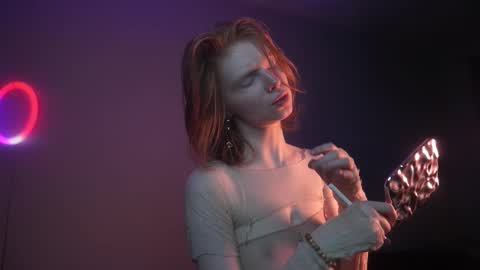 Snapshot of ginger_hugs chatting on October 2025 10:09:02 PM im expecting 350 thumbs up on my altar online show from October 2025 10:09:02 PM