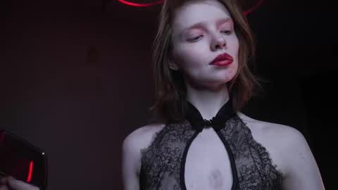 Snapshot of ginger_hugs chatting on November 2025 10:09:02 PM im expecting 350 thumbs up on my altar online show from November 2025 10:09:02 PM