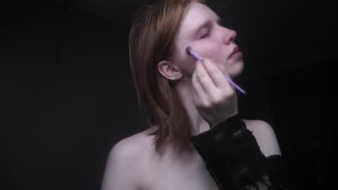 Snapshot of ginger_hugs chatting on December 2025 10:07:02 PM im expecting 350 thumbs up on my altar online show from December 2025 10:07:02 PM