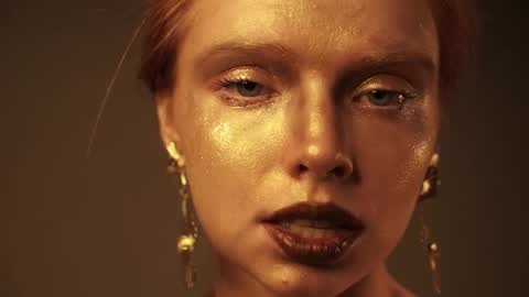 Snapshot of ginger_hugs chatting on March 2026 10:14:01 PM im expecting 350 thumbs up on my altar online show from March 2026 10:14:01 PM