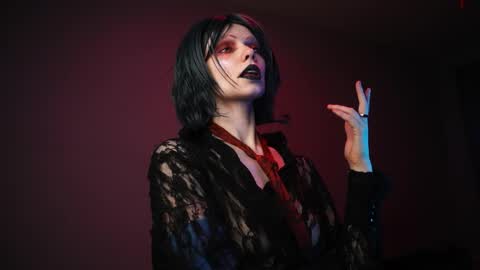 Snapshot of ginger_hugs chatting on April 2026 10:21:02 PM im expecting 350 thumbs up on my altar online show from April 2026 10:21:02 PM