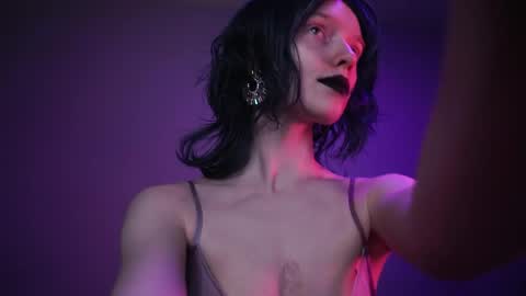 Snapshot of ginger_hugs chatting on April 2026 10:04:01 PM im expecting 350 thumbs up on my altar online show from April 2026 10:04:01 PM