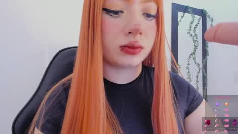 Snapshot of ginger_raize chatting on April 2026 01:37:02 AM Kloe online show from April 2026 01:37:02 AM