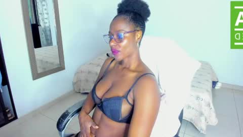 Snapshot of ginger_smil chatting on June 2026 12:22:02 PM Diana online show from June 2026 12:22:02 PM
