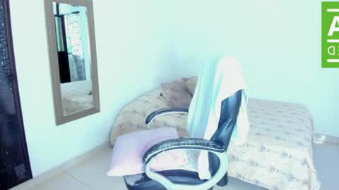 Snapshot of ginger_smil chatting on June 2026 12:37:01 PM Diana online show from June 2026 12:37:01 PM