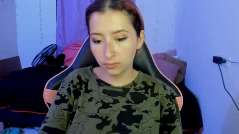 Snapshot of ginger_sweetty chatting on March 2025 12:00:01 AM Ginger online show from March 2025 12:00:01 AM