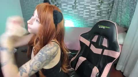 Snapshot of ginger_sweetty chatting on October 2025 11:15:02 PM Ginger online show from October 2025 11:15:02 PM