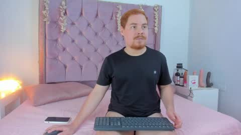 Snapshot of gingerhott_ chatting on May 2026 03:02:02 AM Ginger Hott big ass online show from May 2026 03:02:02 AM