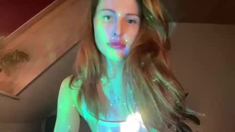 Gingerlady online show from October 2025 10:16:02 AM