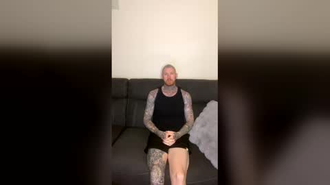 Snapshot of gingerviking1990 chatting on December 2025 01:21:02 AM gingerviking1990 online show from December 2025 01:21:02 AM