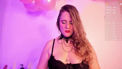 Snapshot of ginnagrace chatting on November 2025 01:40:01 PM Ginna online show from November 2025 01:40:01 PM