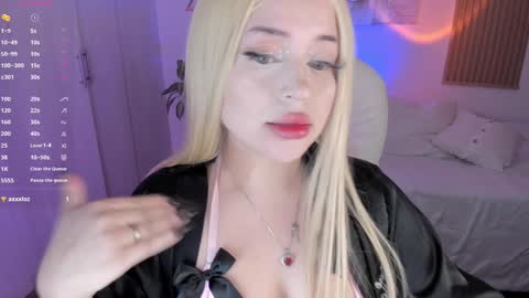 Kendall online show from January 2025 04:31:02 PM