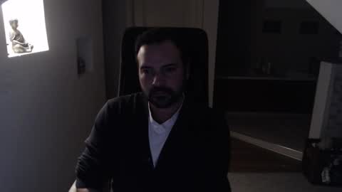 Snapshot of gintonik89 chatting on December 2024 04:27:02 PM gintonik89 online show from December 2024 04:27:02 PM