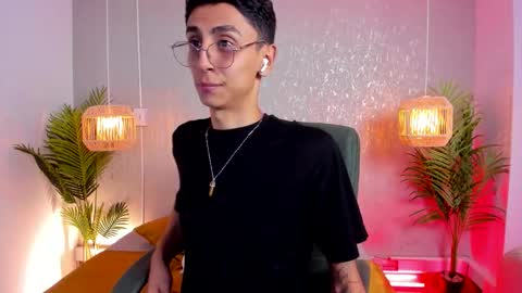 Snapshot of gio_carangi chatting on March 2026 03:23:02 AM Gio Carangi online show from March 2026 03:23:02 AM