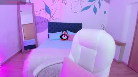 Snapshot of gio_palacios chatting on December 2024 02:06:02 PM Gio online show from December 2024 02:06:02 PM