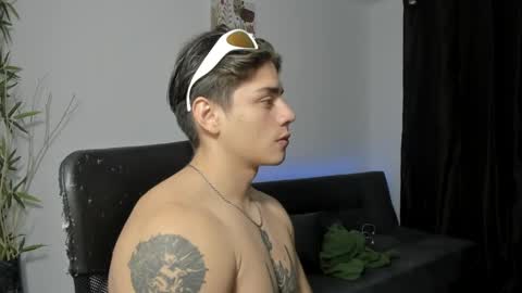 Snapshot of gio_russo chatting on December 2024 05:38:02 AM GioRusso online show from December 2024 05:38:02 AM