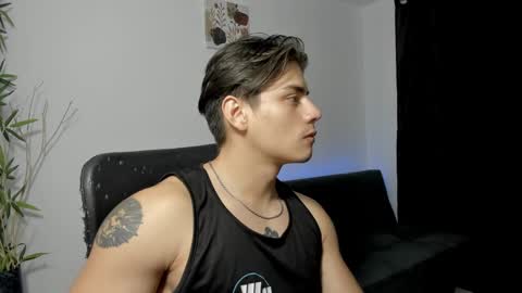 Snapshot of gio_russo chatting on December 2024 03:02:02 AM GioRusso online show from December 2024 03:02:02 AM