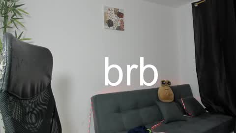 Snapshot of gio_russo chatting on January 2025 05:27:01 AM GioRusso online show from January 2025 05:27:01 AM