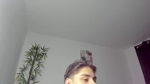 Snapshot of gio_russo chatting on January 2025 09:20:01 PM GioRusso online show from January 2025 09:20:01 PM