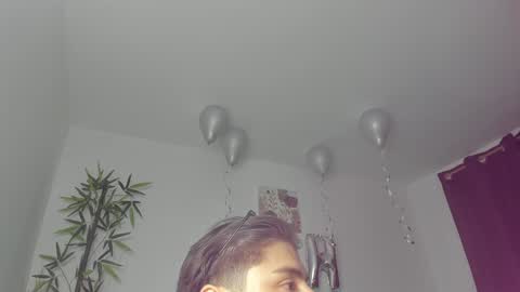 Snapshot of gio_russo chatting on January 2025 02:25:01 AM GioRusso online show from January 2025 02:25:01 AM