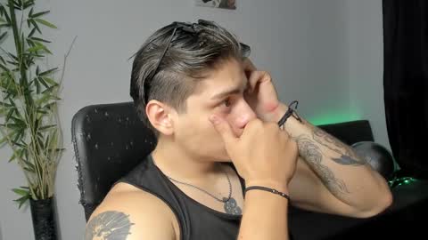 Snapshot of gio_russo chatting on January 2025 02:40:02 AM GioRusso online show from January 2025 02:40:02 AM