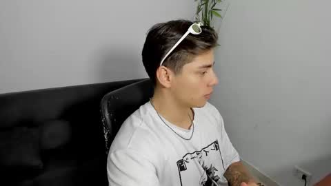 Snapshot of gio_russo chatting on March 2025 01:54:01 PM GioRusso online show from March 2025 01:54:01 PM