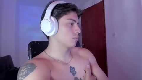 Snapshot of gio_russo chatting on September 2025 09:47:02 PM GioRusso online show from September 2025 09:47:02 PM