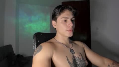 Snapshot of gio_russo chatting on September 2025 12:00:02 AM GioRusso online show from September 2025 12:00:02 AM