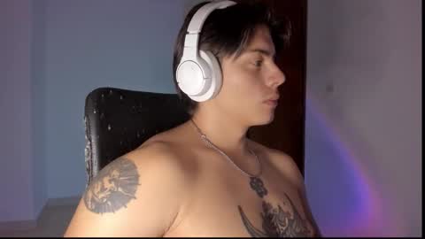 Snapshot of gio_russo chatting on October 2025 01:50:02 AM GioRusso online show from October 2025 01:50:02 AM