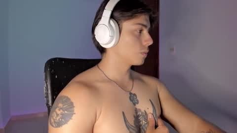 Snapshot of gio_russo chatting on October 2025 10:53:02 PM GioRusso online show from October 2025 10:53:02 PM