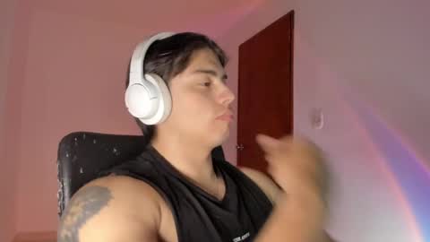 Snapshot of gio_russo chatting on April 2026 11:33:02 PM GioRusso online show from April 2026 11:33:02 PM