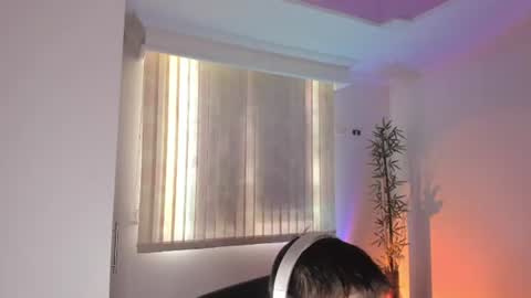 Snapshot of gio_russo chatting on June 2026 09:06:02 PM GioRusso online show from June 2026 09:06:02 PM