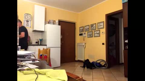 giovanni_1964 online show from April 2026 05:57:01 PM