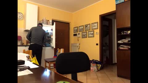 giovanni_1964 online show from April 2026 03:17:01 PM