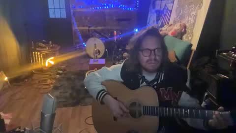 Snapshot of gipsymoonrise chatting on April 2026 12:30:01 PM Gypsy Unicorn online show from April 2026 12:30:01 PM