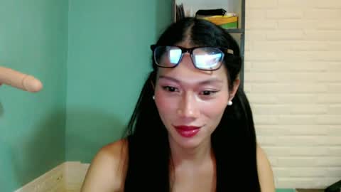 Snapshot of girl4uvanessaxxx chatting on June 2026 03:31:02 PM Vanessa online show from June 2026 03:31:02 PM