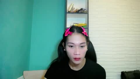 Snapshot of girl4uvanessaxxx chatting on June 2026 03:33:01 AM Vanessa online show from June 2026 03:33:01 AM